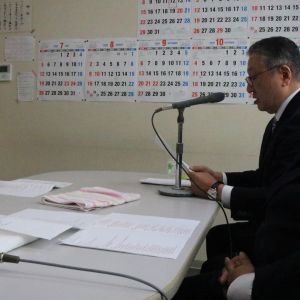 放送室の様子 武田校長式辞